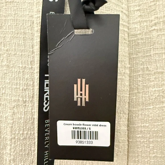 Heiress Beverly Hills The Boucle Flower Mini Dress - Picture 4 of 5